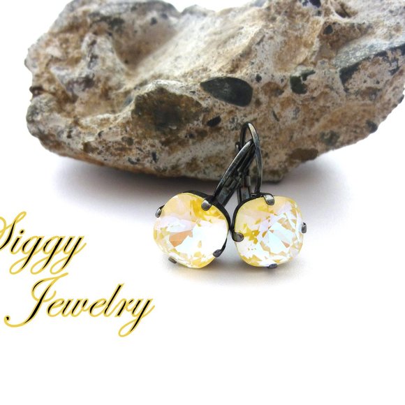 Sunshine Delite Cushion Cut Shimmering Yellow Crystal Drop Lever-Back Earrings - Picture 1 of 5